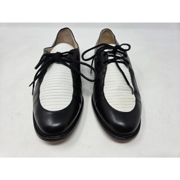 BALLY EASTHAM WOMENS OXFORD DERBY BLACK WHITE TWO TONE LEATHER SIZE 7 M ITALY - Picture 2 of 8